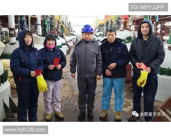 足球明星关怀行动精彩瞬间汇总展现温暖与爱的力量